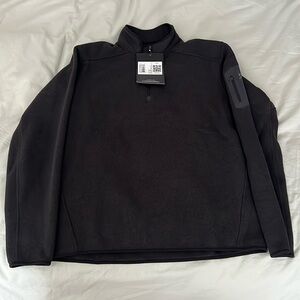 Acrteryx Covert 1/2 Zip NWT Lg